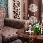 The Ross Hotel