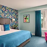 Hotel The Ross