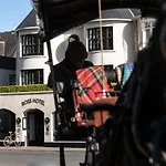 The Ross Hotel 4*
